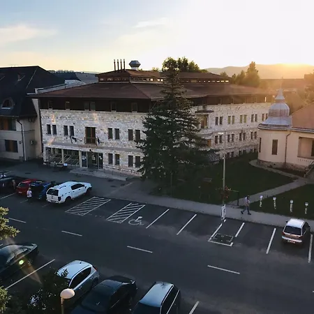 Centrum Apartment Sarospatak